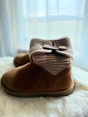 Ugg Shaina Fold down boots size 7